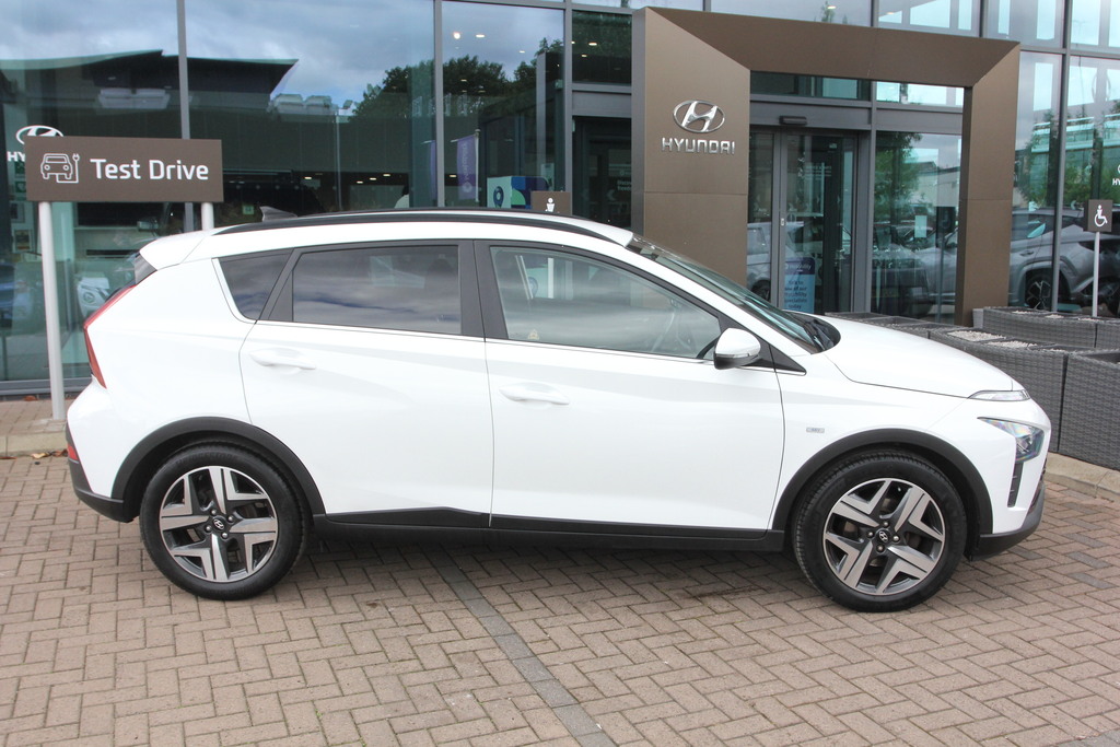 Hyundai Bayon 1.0 Tgdi 120 48V Mhev Premium SA23LYH White #6