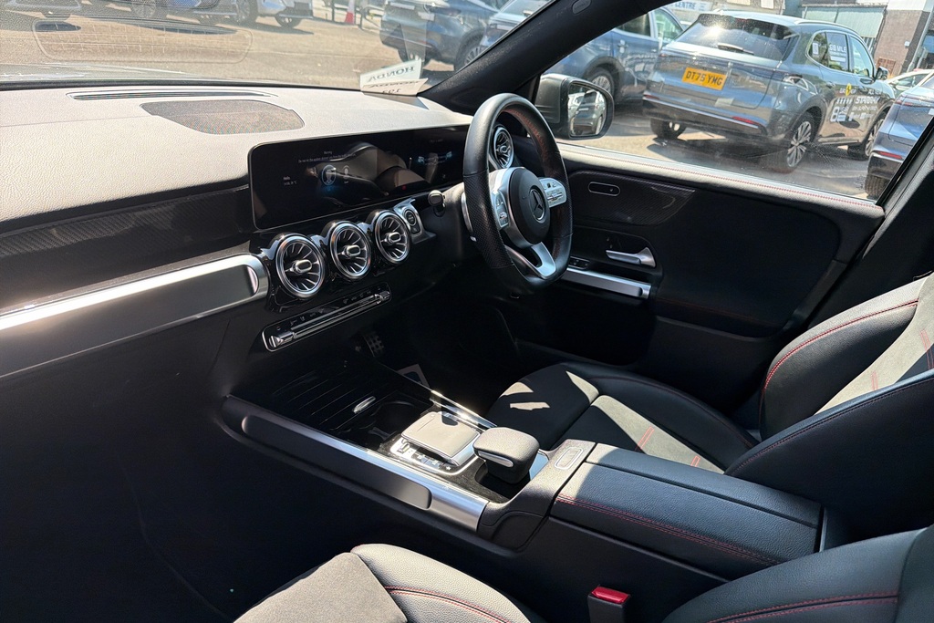 Mercedes-Benz GLB Class Glb 220D 4Matic Amg Line Premium 8G-tronic WX70VFR Grey #2