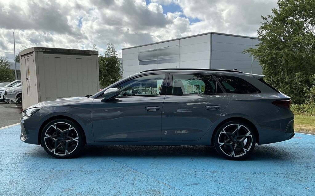 Cupra Leon 1.5 Etsi 150 V2 Dsg KO25WRJ Grey #5