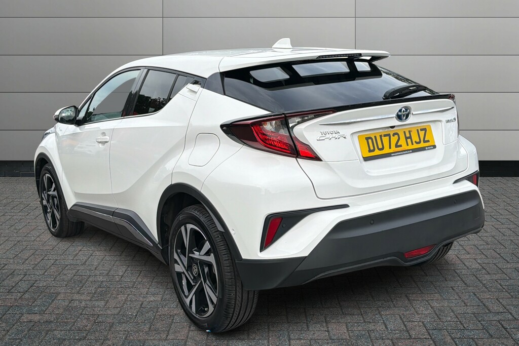 Toyota C-Hr 1.8 Hybrid Design Cvt DU72HJZ White #3