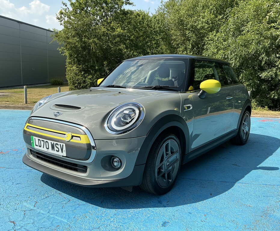 Mini Hatch 135Kw Cooper S Level 1 33Kwh LD70WSV Grey #4