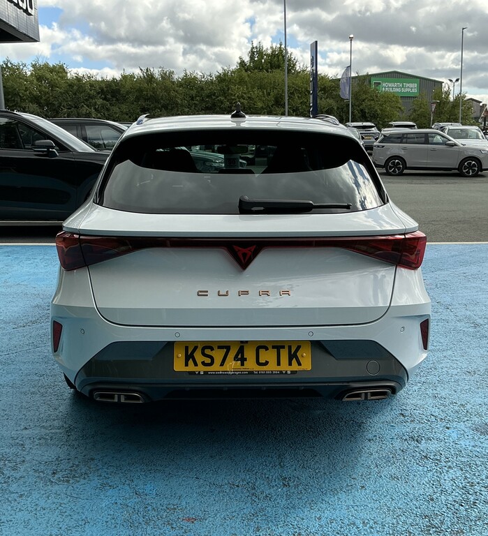 Cupra Leon 1.5 Ehybrid 272 Vz1 Dsg White #6