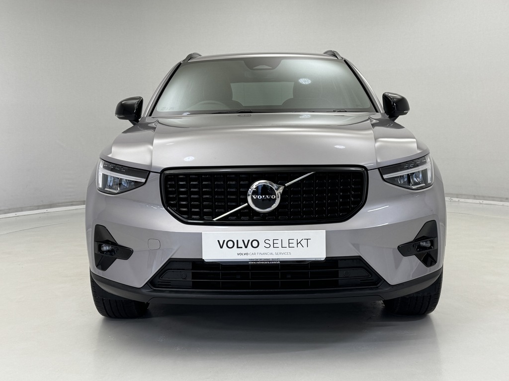 Volvo XC40 2.0 B3p Plus Dark Silver #3
