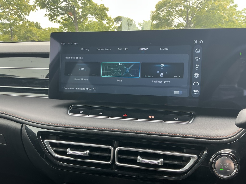 MG HS 1.5 T-gdi 16.6Kwh Trophy Suv Plug-in Hy Black #30