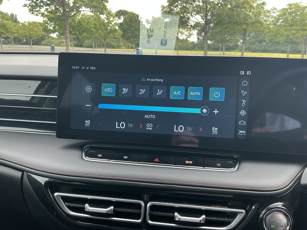 MG HS 1.5 T-gdi 16.6Kwh Trophy Suv Plug-in Hy Black #22