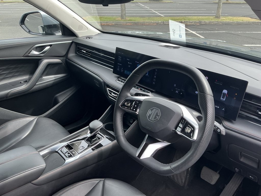 MG HS 1.5 T-gdi 16.6Kwh Trophy Suv Plug-in Hy Black #38
