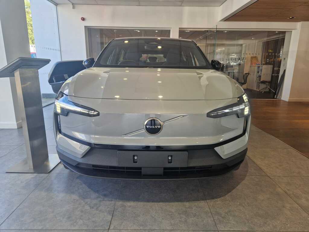 Volvo EX30 200Kw Sm Extended Range Plus 69Kwh #3