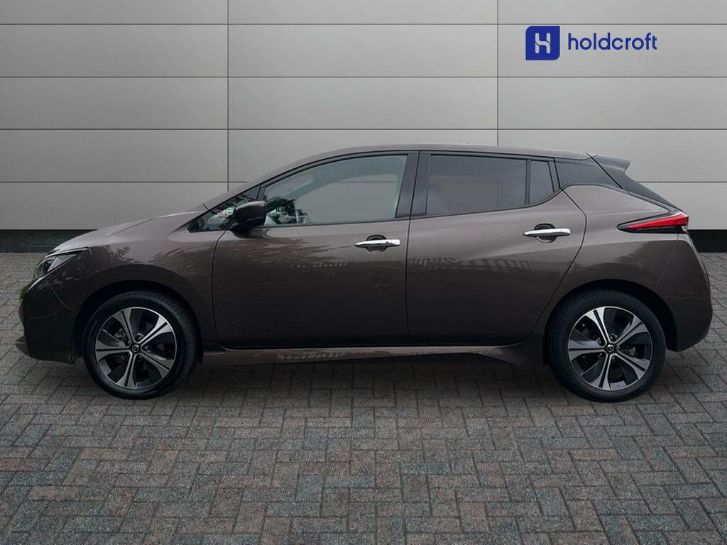 Nissan Leaf 160Kw E N-connecta 62Kwh Brown #5