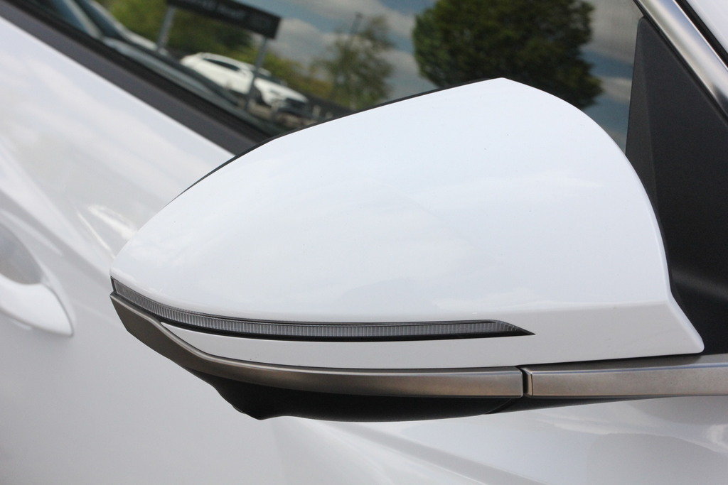 Hyundai Tucson 1.6T Plug-in Hybrid Ultimate EF25ZKJ White #4
