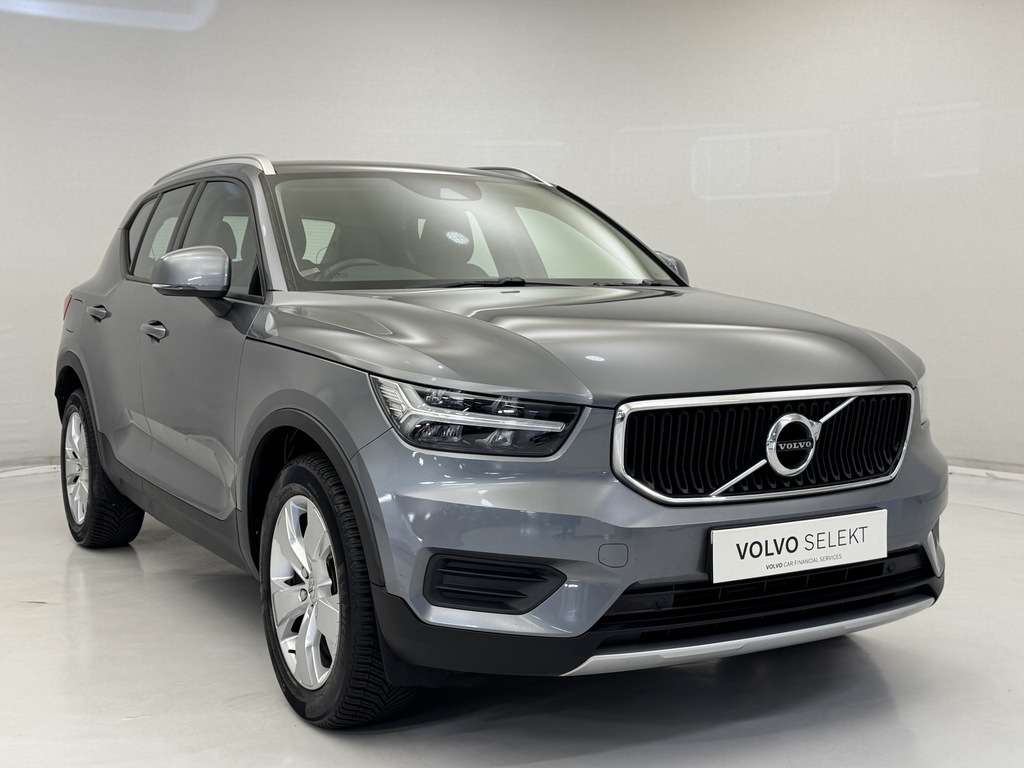 Volvo XC40 1.5 T3 Momentum Grey