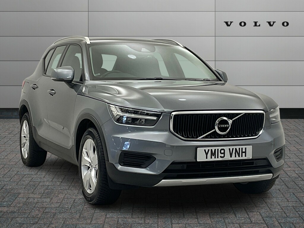 Volvo XC40 1.5 T3 Momentum Grey
