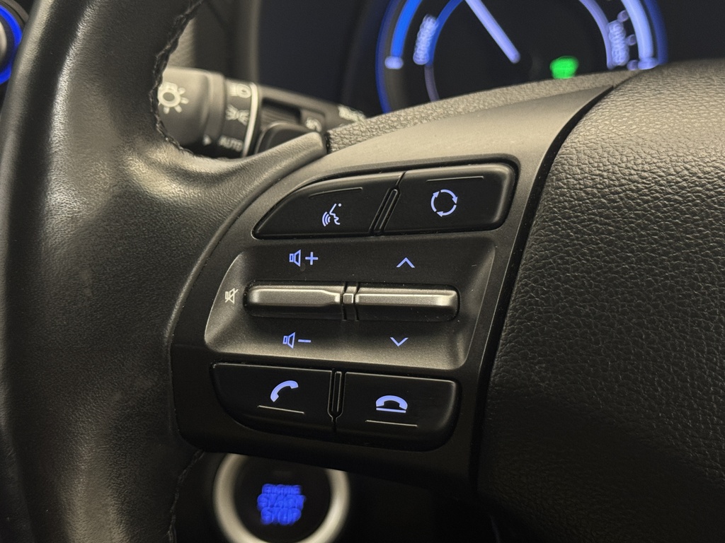 Hyundai Kona T-gdi Play Black #21