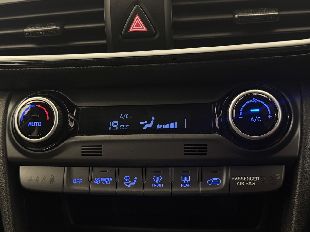 Hyundai Kona T-gdi Play Black #27