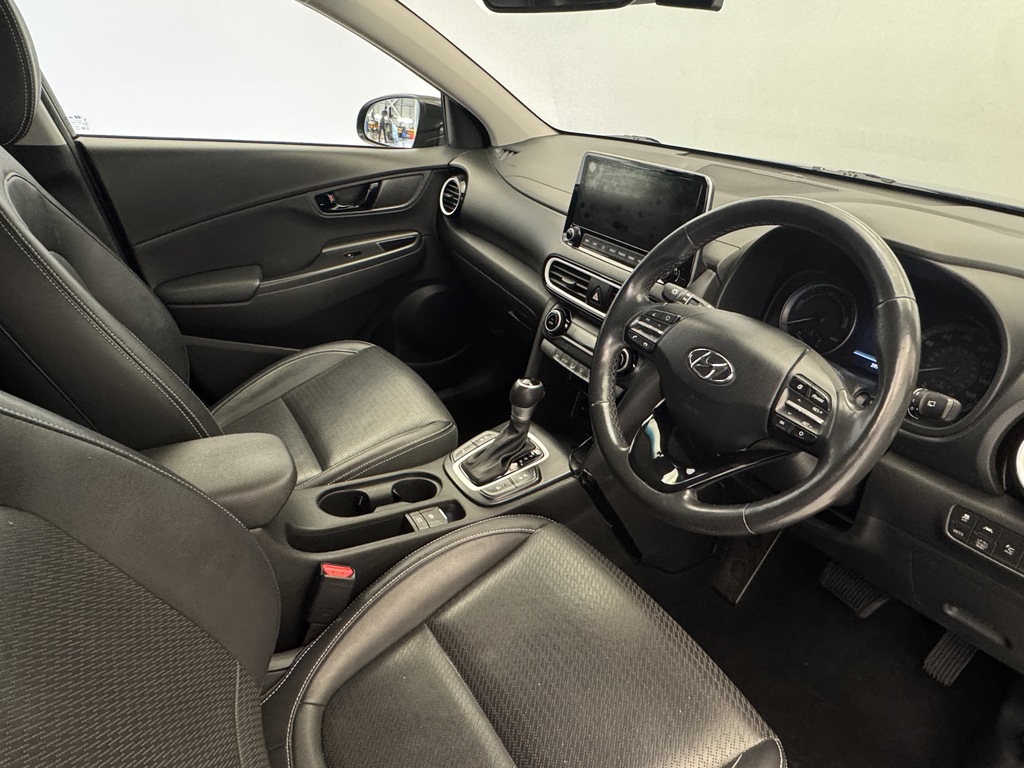 Hyundai Kona T-gdi Play Black #17