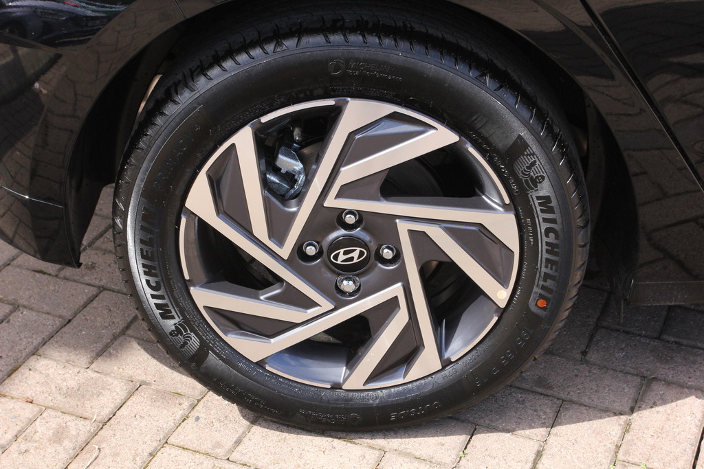 Hyundai I20 1.0T Gdi 90 Element #5