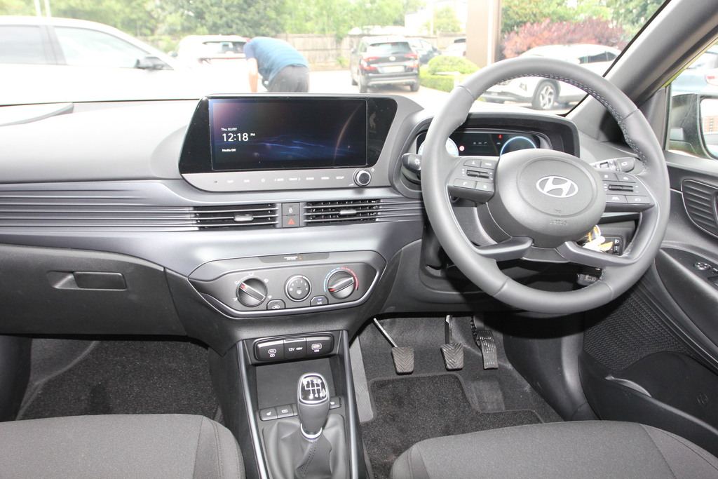 Hyundai I20 1.0 T-gdi Tech Line Hatchback Dct Euro Blue #11