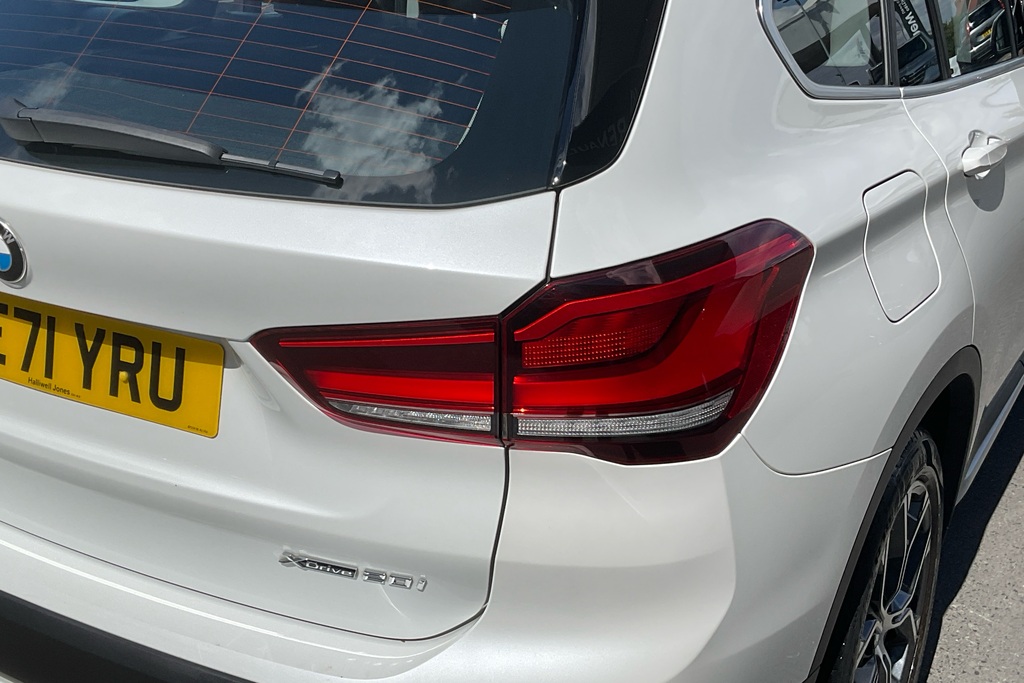 BMW X1 Sdrive 18I 136 Xline White #37