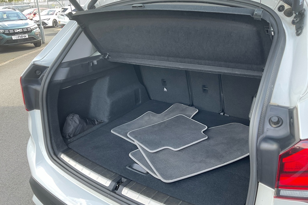 BMW X1 Sdrive 18I 136 Sport Silver #29