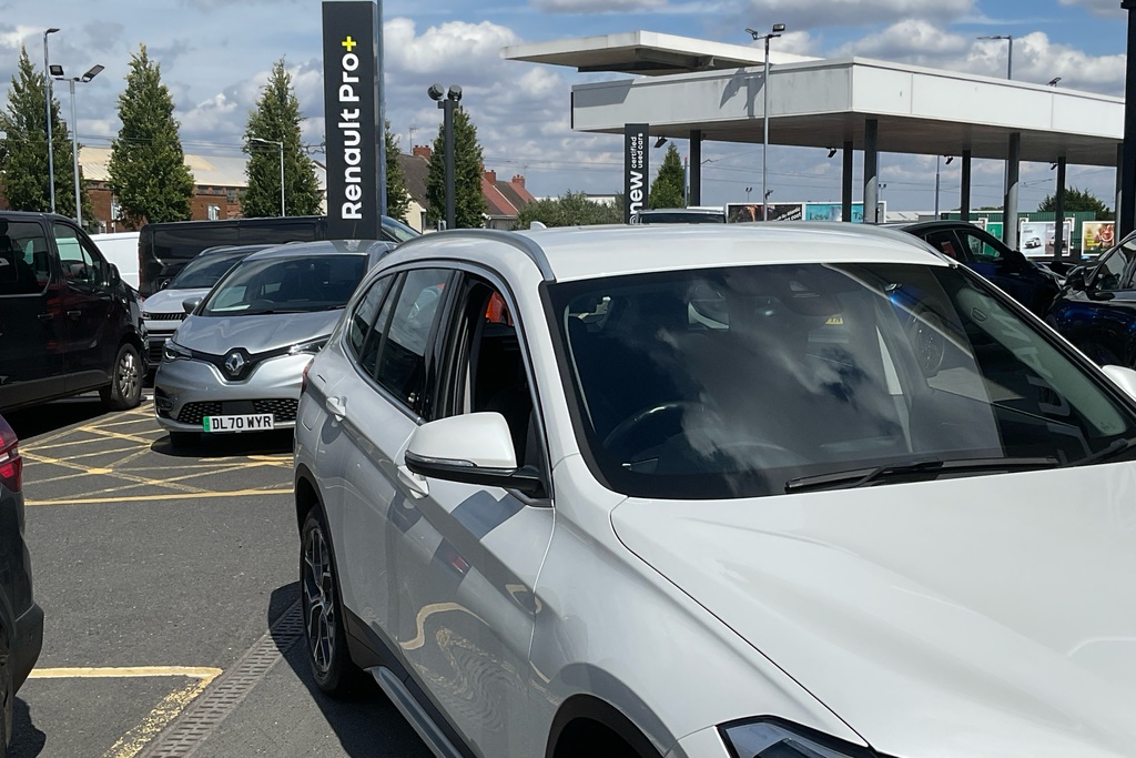 BMW X1 Sdrive 18I 136 Sport Silver #35
