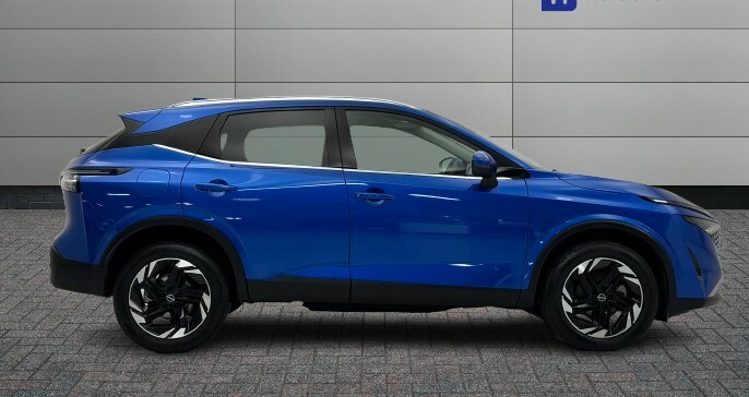 Nissan Qashqai 1.3 Dig-t Mh Tekna Black #8