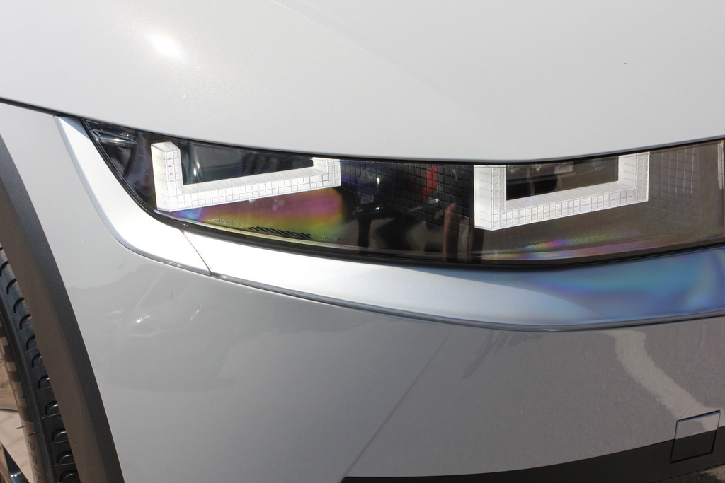 Hyundai Ioniq 5 168Kw Premium 84 Kwh DH26HNZ #3
