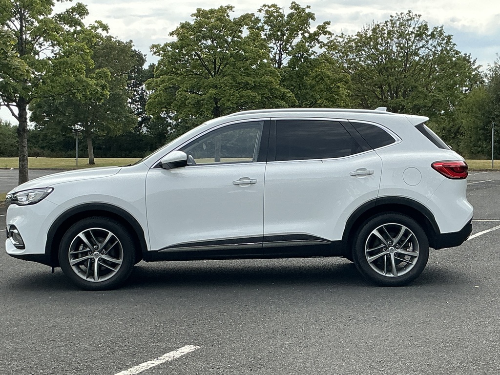 MG HS 1.5 T-gdi Exclusive White #5