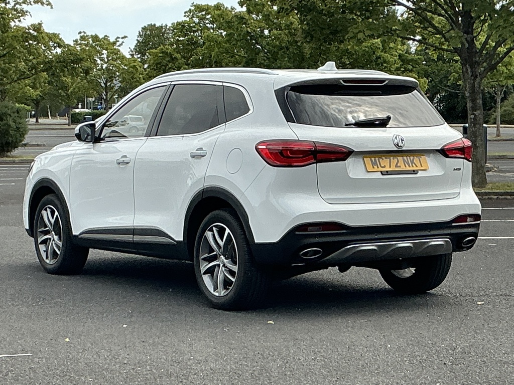 MG HS 1.5 T-gdi Exclusive White #6