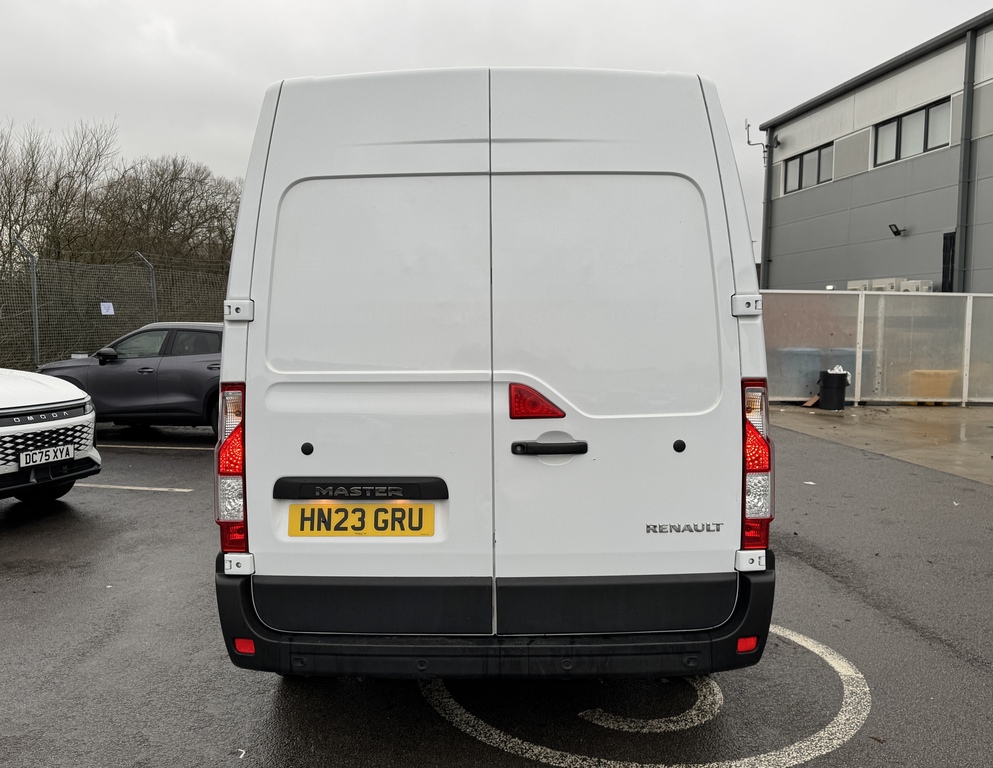 Renault Master Lm35dci 135 Business Medium Roof Van White #6