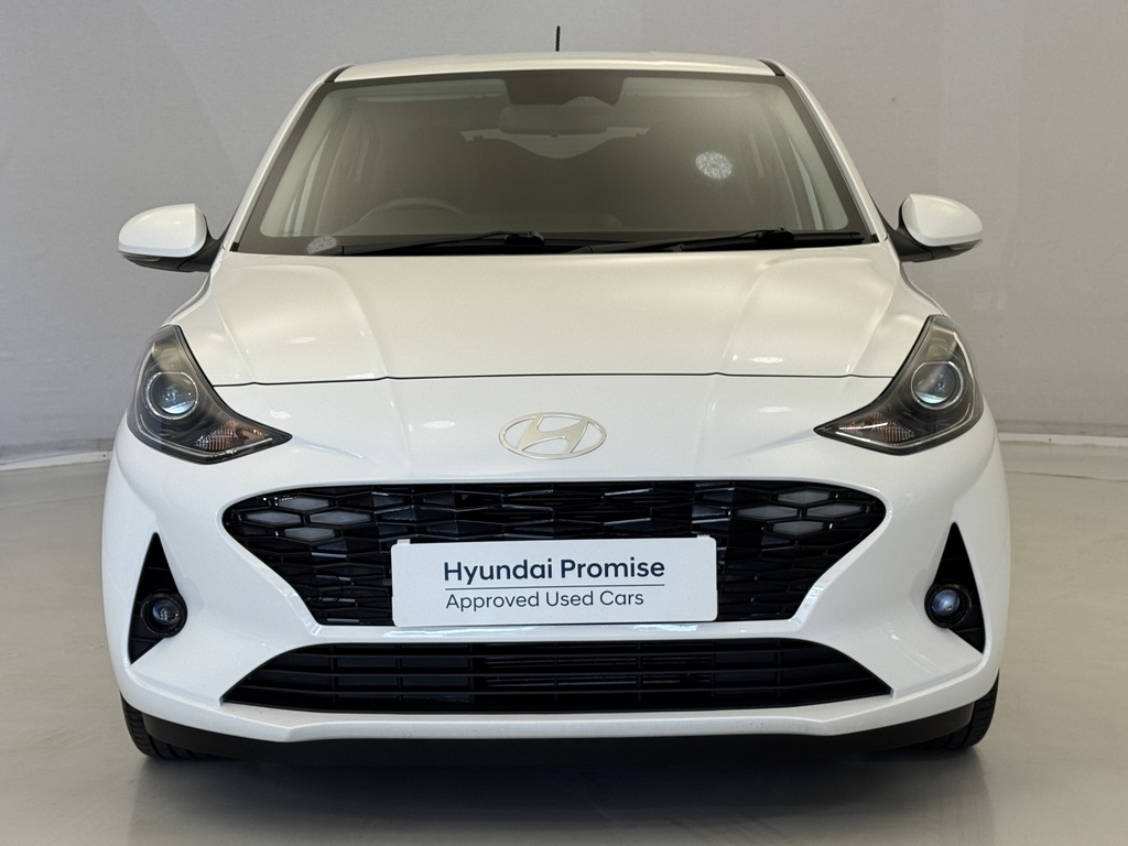 Hyundai I10 1.0 Premium Nav DG25CBU White #3