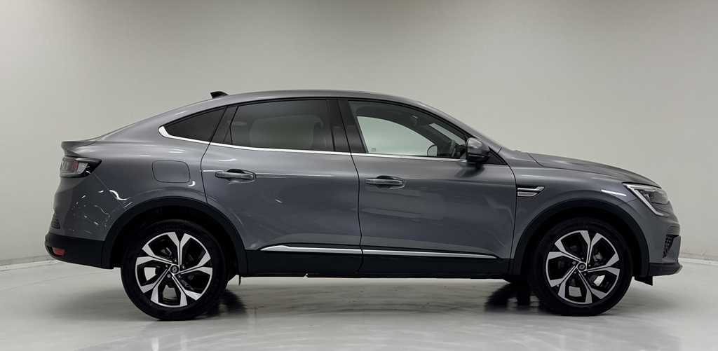 Renault Arkana 1.6 E-tech Fhev 145 Techno Grey #4