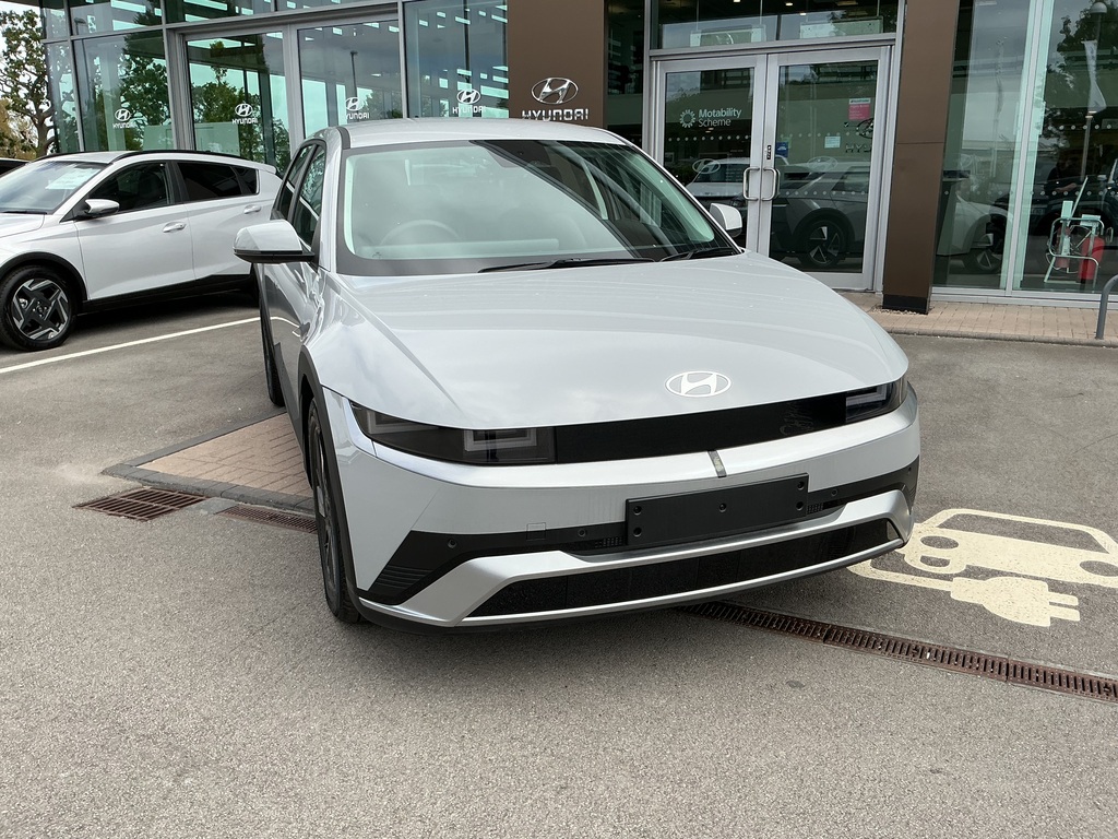 Hyundai Ioniq 5 168Kw Premium 84 Kwh DH26HOJ #2