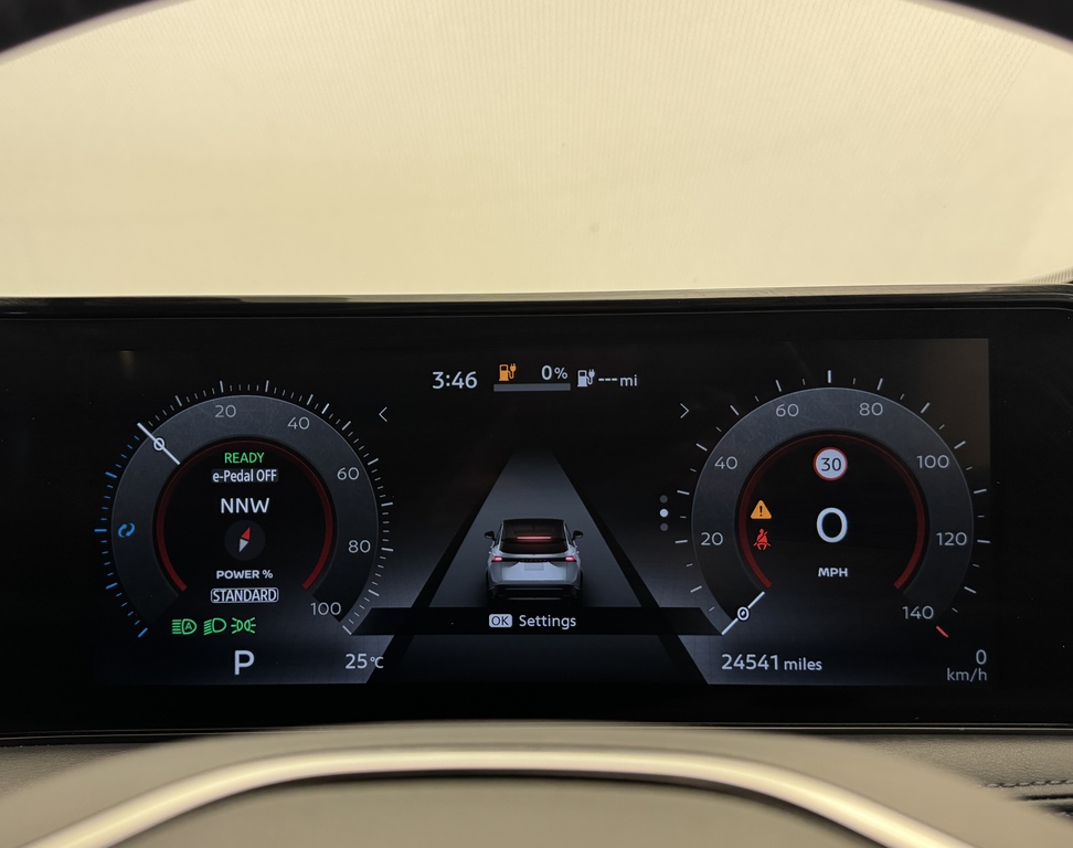 Nissan Ariya 87Kwh Evolve Suv 22Kw Charger 2 Grey #10