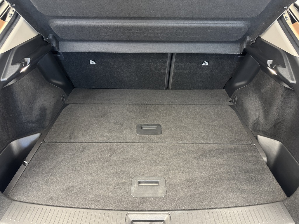 Nissan Ariya 87Kwh Evolve Suv 22Kw Charger 2 Grey #24
