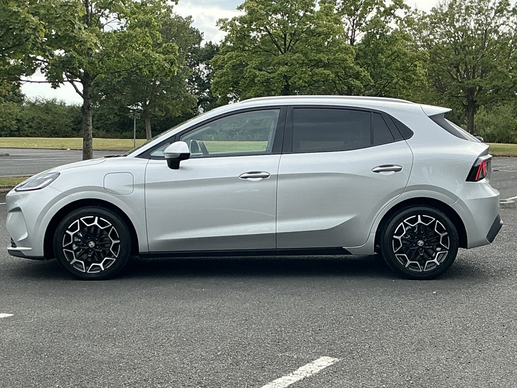 MG MG4 118Kw Premium Long Range 54Kwh DC26FDO Silver #5