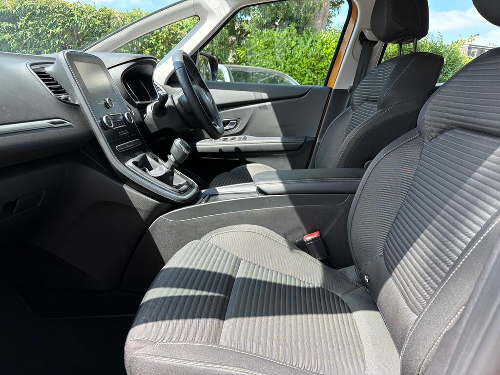 Renault Scenic Red #20