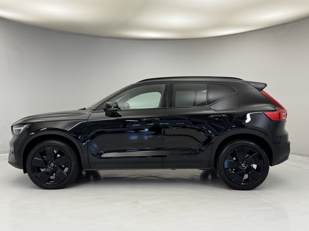 Volvo XC40 2.0 B3p Plus Pro Black Edition DN75HVD Black #6