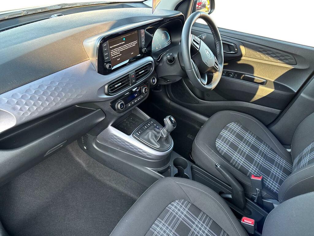 Hyundai I10 1.2 79 Premium Nav EN25TLK Black #3