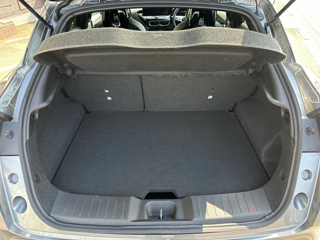Nissan Juke 1.6 N-connecta Suv Hybrid Euro 6  #18