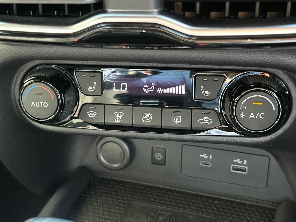 Nissan Juke 1.6 N-connecta Suv Hybrid Euro 6  #26