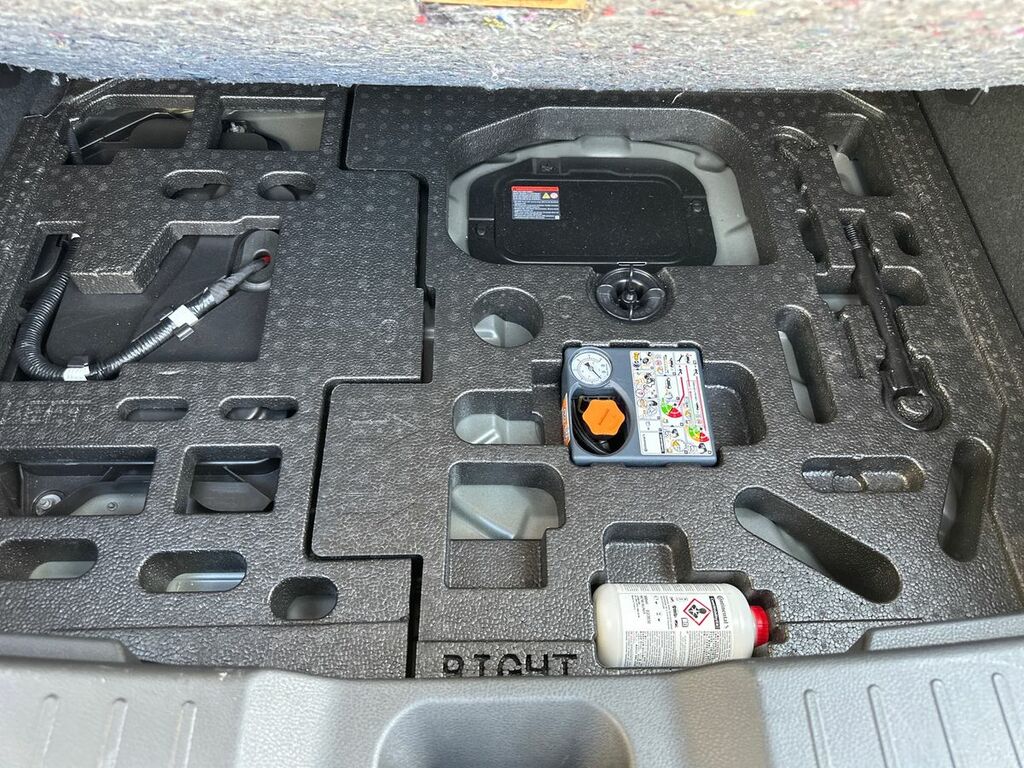 Nissan Juke 1.6 N-connecta Suv Hybrid Euro 6  #19