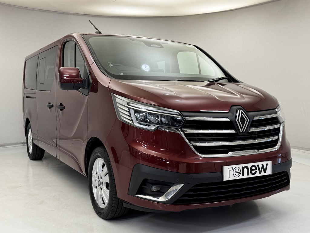 Renault Trafic Ll30 Blue Dci 170 Extra Safety 9 Seater Eag9 Red