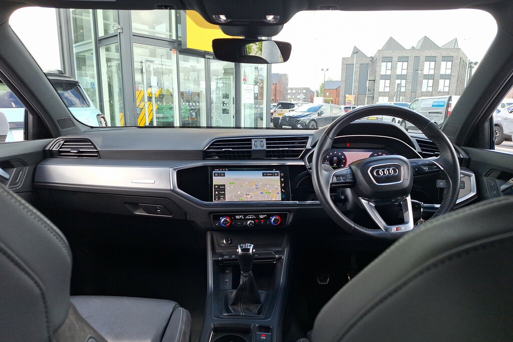 Audi Q3 35 Tfsi S Line White #3