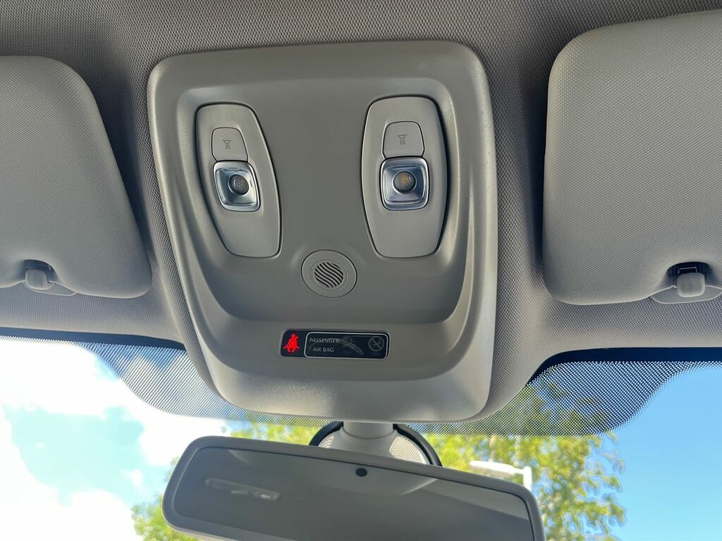 Renault Captur  Silver #31
