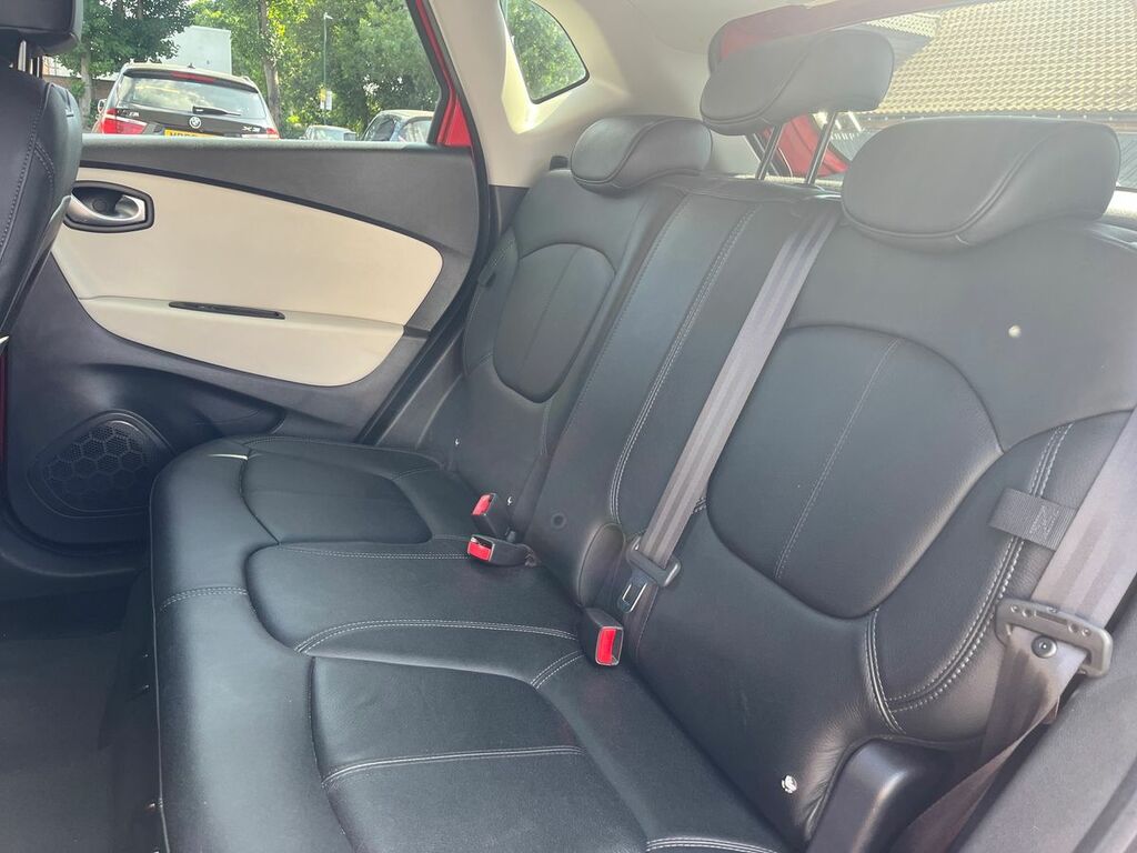 Renault Captur  Silver #9