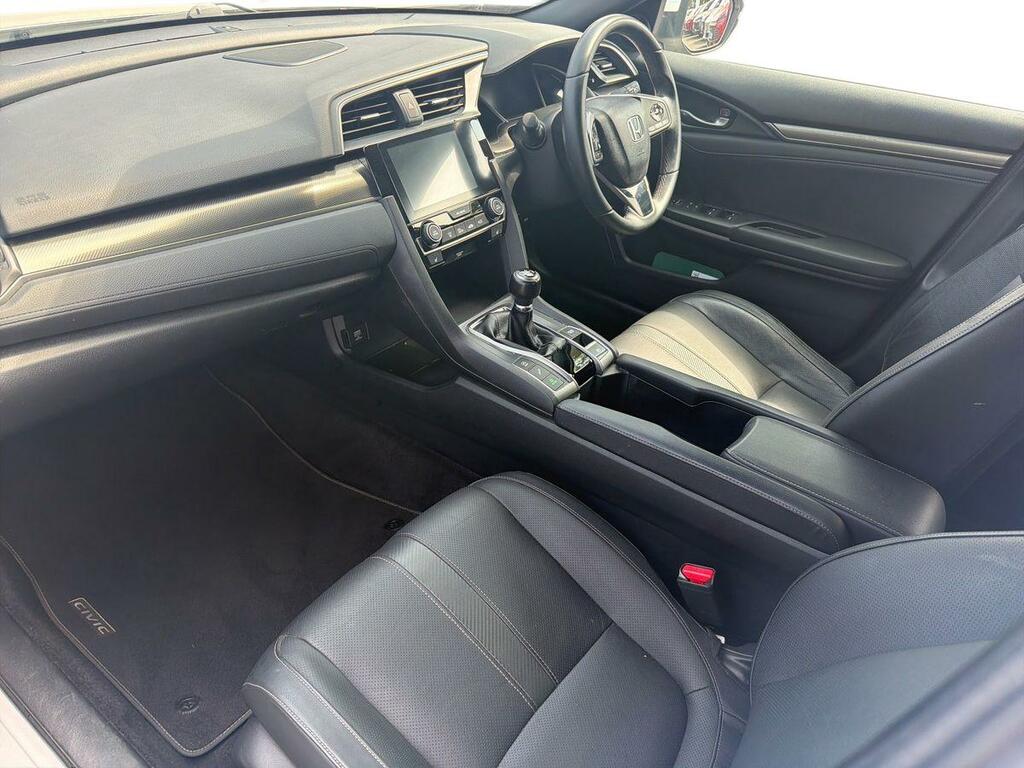 Honda Civic 1.0 Vtec Turbo Ex YG18ERX White #2