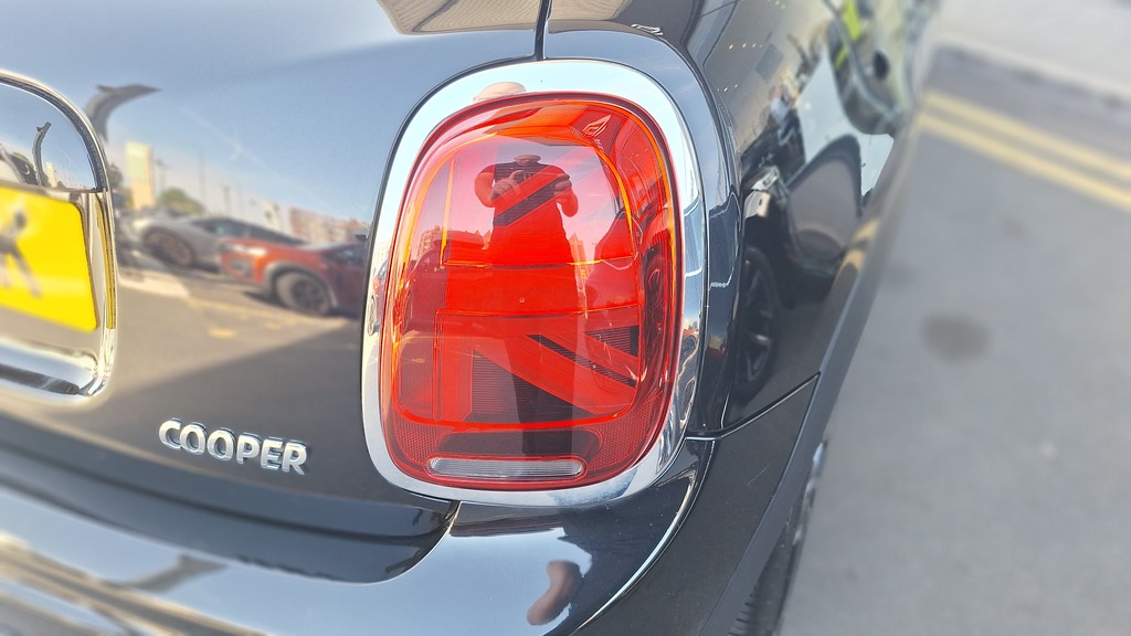 Mini Hatch 1.5 Cooper Sport II MH19URK Black #6