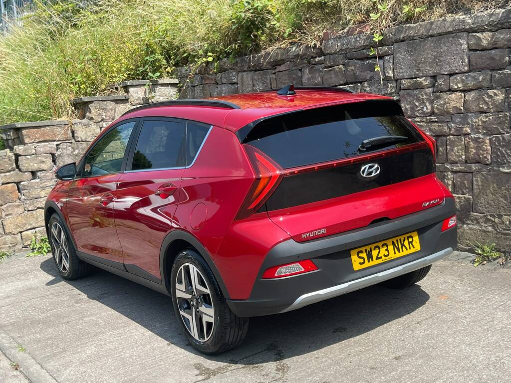 Hyundai Bayon 1.0 Tgdi 48V Mhev Premium Dct Red #4