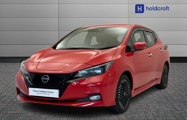 Nissan Leaf 160Kw E N-connecta 59Kwh Red #3