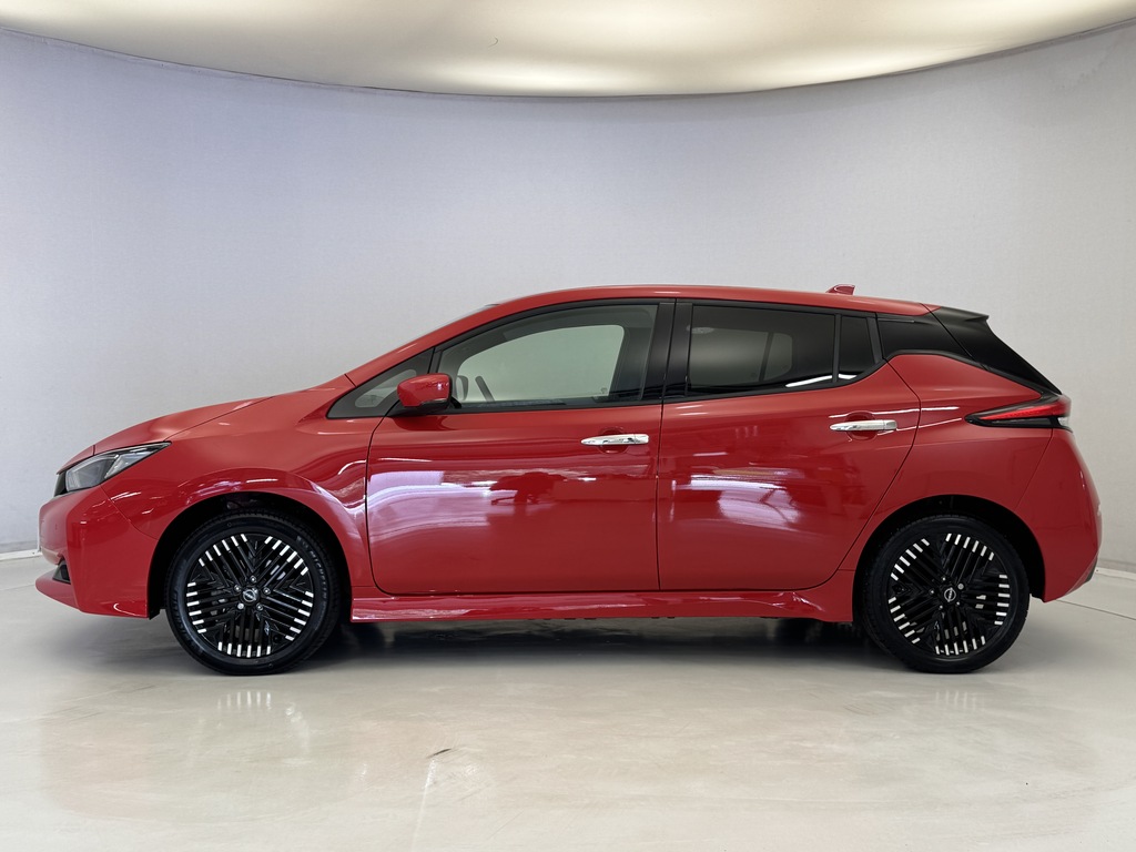 Nissan Leaf 160Kw E N-connecta 59Kwh Red #6