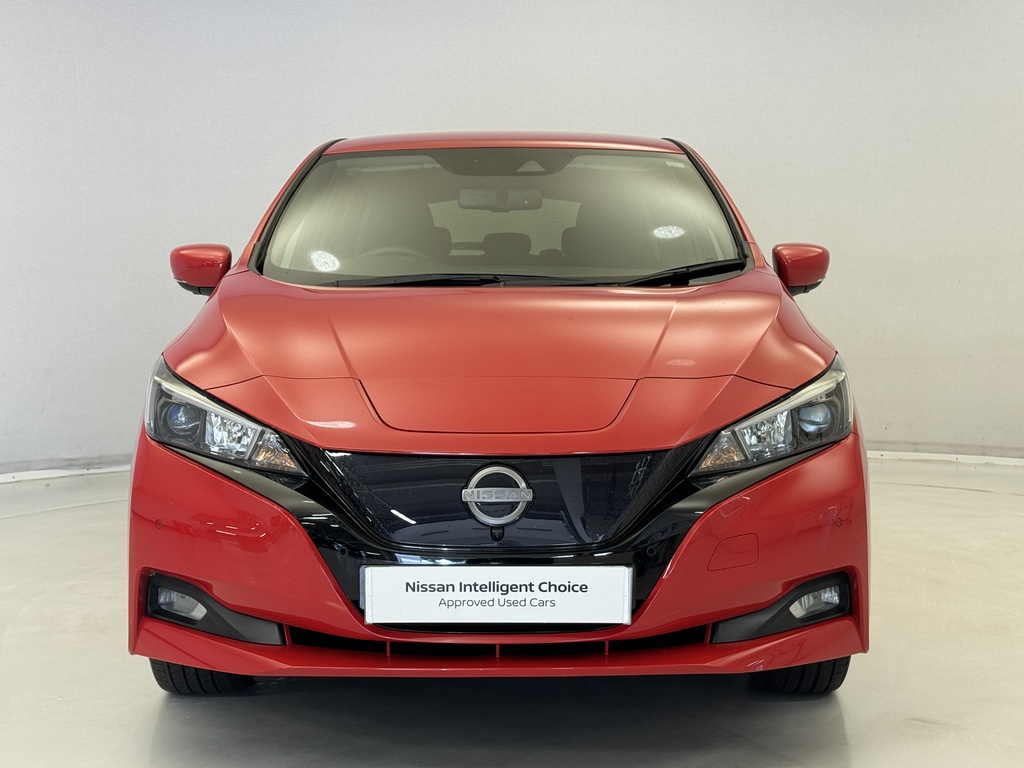 Nissan Leaf 160Kw E N-connecta 59Kwh Red #4